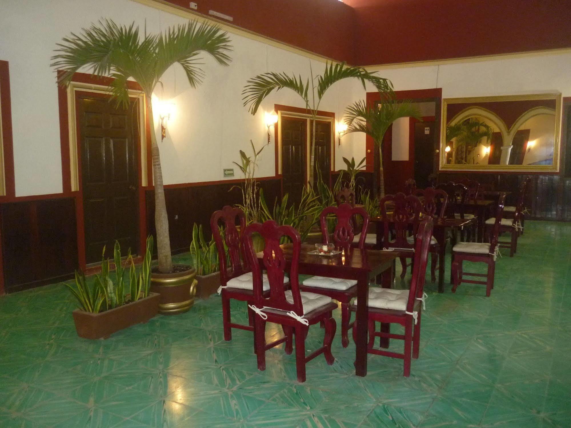 Hotel Maya Ah Kim Pech Campeche Eksteriør billede
